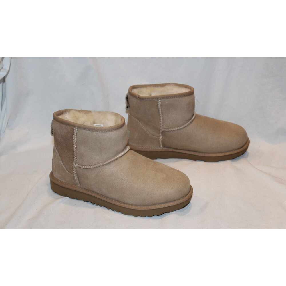 UGG CLASSIC MIN SUEDE‎ SHEARLING LINED BOOTS SAND NEW YOUTH 5 WOMEN 6.5-7